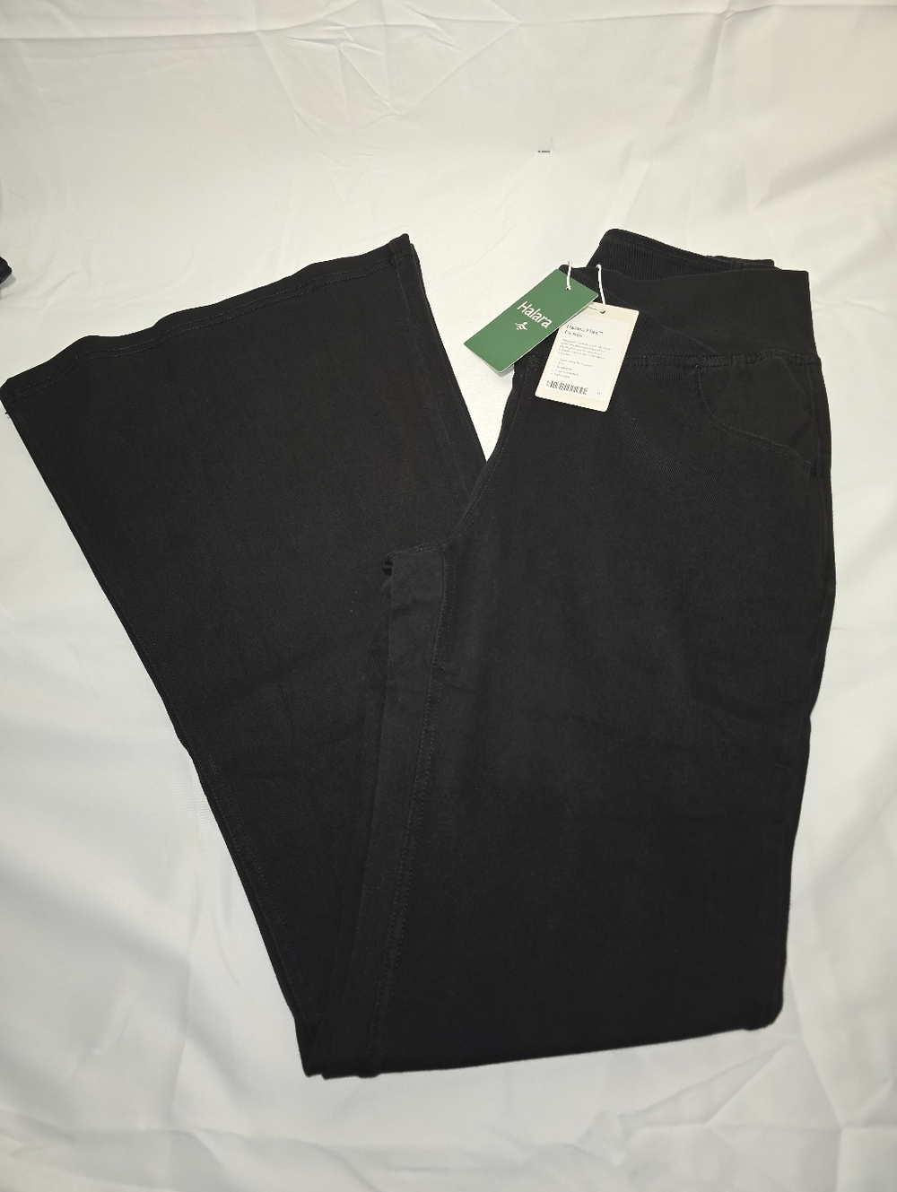Halara Flex Denim Flare Leg Jeans Black Brand New W Tags NWT MEDIUM TALL B4